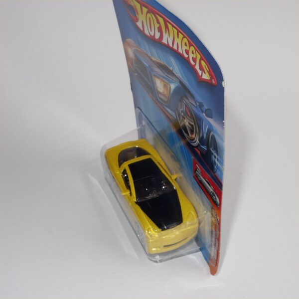 Hotwheels Issued 2004 First Editions Tooned C6 Chevrolet Corvette Yellow - Image 4