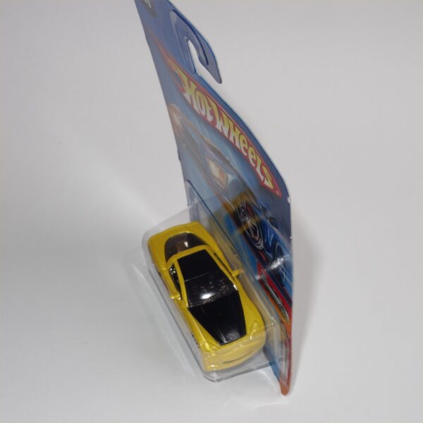 Hotwheels Issued 2004 First Editions Tooned C6 Chevrolet Corvette Yellow - Image 5