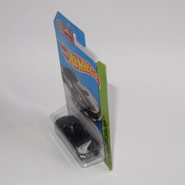 Hotwheels Issued 2013 HW Workshop 14 Chevrolet Corvette Stingray Silver - Image 3