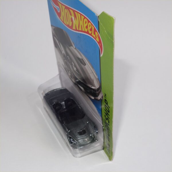 Hotwheels Issued 2013 HW Workshop 14 Chevrolet Corvette Stingray Silver - Image 4