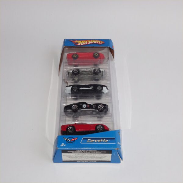 Hotwheels Issued 2006 Gift Set of 5 Chevrolet Corvettes