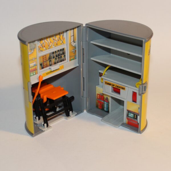1989 Micro Machines Secret Auto Supplies Motor Oil Can Playset