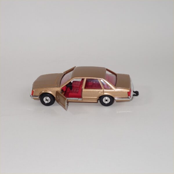 Corgi Toys 329 Opel Senator Holden Commodore