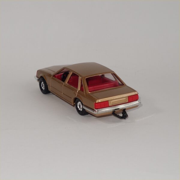 Corgi Toys 329 Opel Senator Holden Commodore