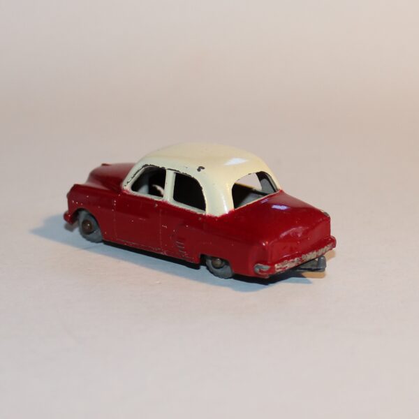 Matchbox Lesney 22a Vauxhall Cresta Sedan