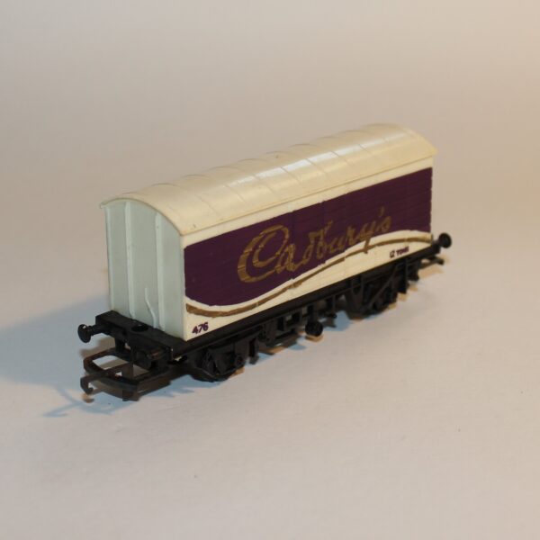 Triang Hornby R109 Closed Wagon Cadburys