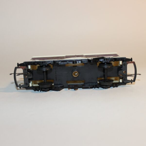 Triang Hornby R109 Closed Wagon Cadburys