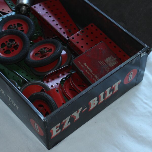 Ezy-Bilt Australian Meccano Set 8 Tin Box