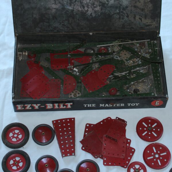 Ezy-Bilt Master Toy Australian Meccano Set 6 Tin Box