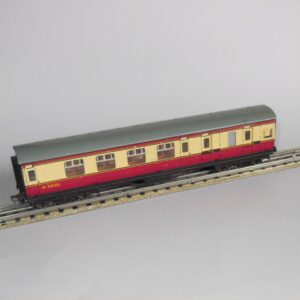 Hornby Dublo 32018 Stanier Coach M26133