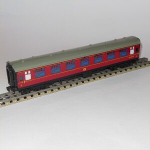 Hornby Dublo 4062 Passenger Coach 1st Corridor M3002