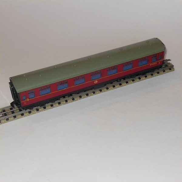 Hornby Dublo 4062 Passenger Coach 1st Corridor M3002