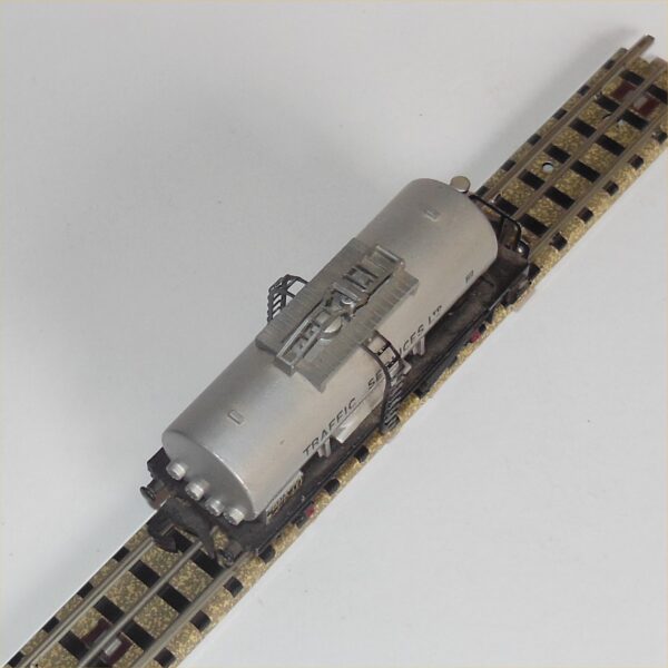 Hornby Dublo 4679 Tank Wagon Traffic Services