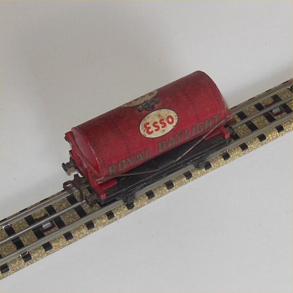 Hornby Dublo 32070 Tanker Esso Royal Daylight Paraffin Tank Wagon OO Scale