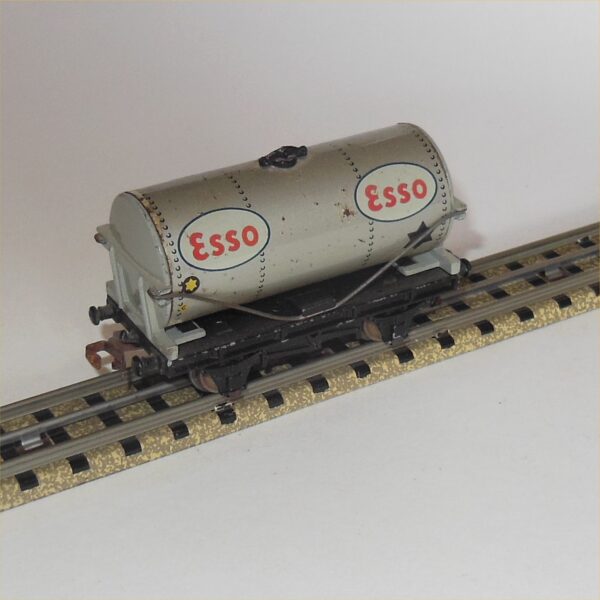 Hornby Dublo 32081 Tanker Esso Petrol Tank Wagon D1 OO Scale