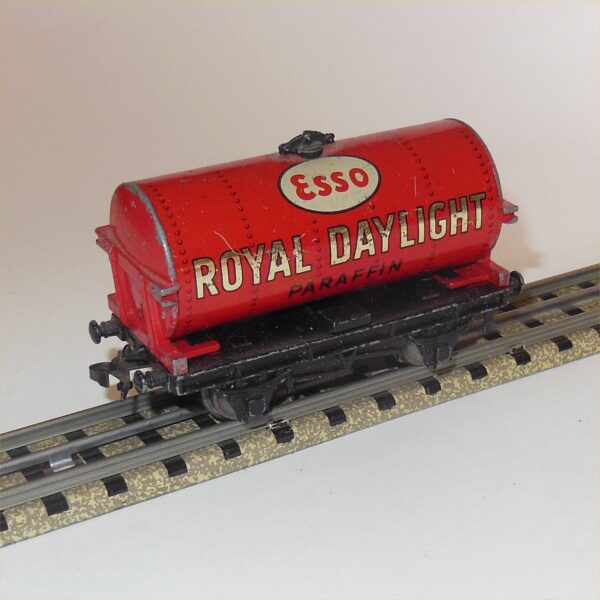 Hornby Dublo 32070 Tanker Esso Royal Daylight Paraffin Tank Wagon OO Scale