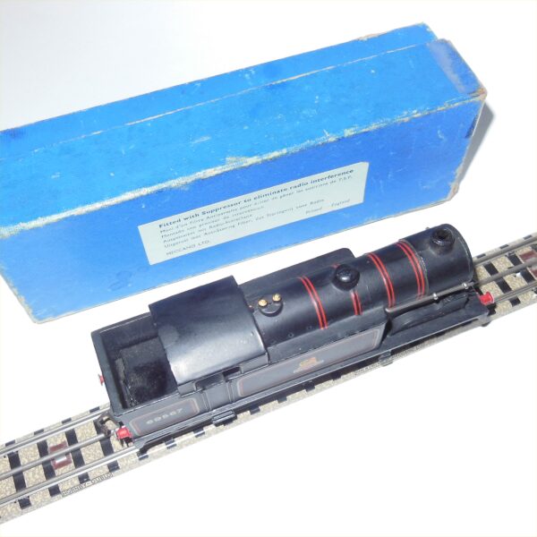 Hornby Dublo 31017 EDL17 Tank Locomotive 3-Rail 0-6-2 OO Scale