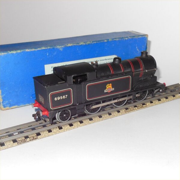 Hornby Dublo 31017 EDL17 Tank Locomotive 3-Rail 0-6-2 OO Scale