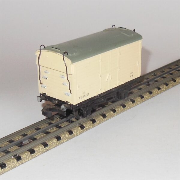 Hornby Dublo 4320 2-Rail 6T Refrigerated Van OO Scale