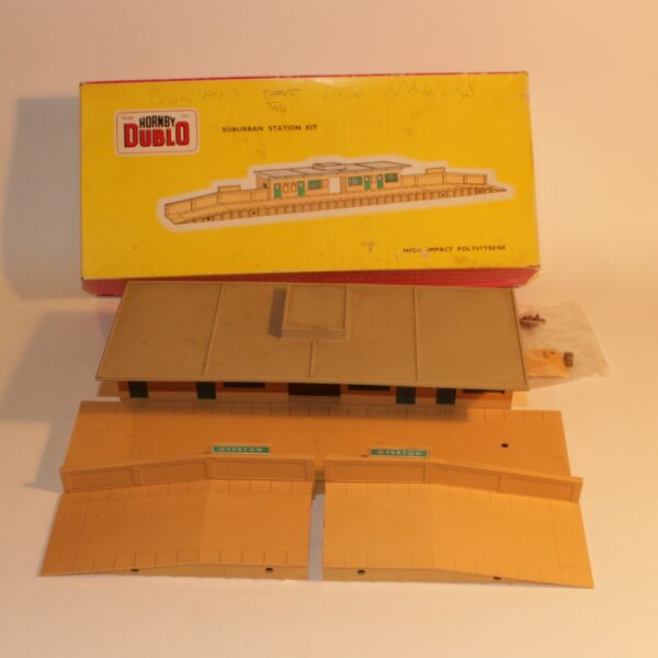 Hornby Dublo 5085 Suburban Station Kit Boxed OO HO Scale