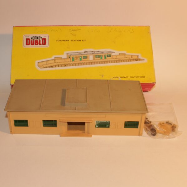 Hornby Dublo 5085 Suburban Station Kit Boxed OO HO Scale