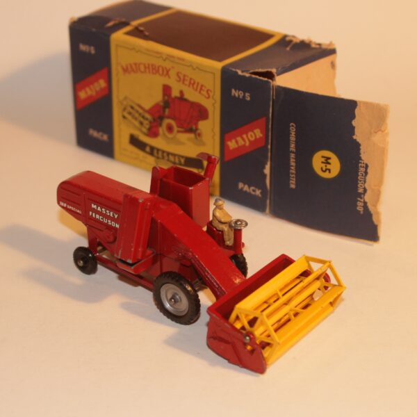 Matchbox Lesney Major Pack 5a Massey Ferguson 780 Harvester Boxed