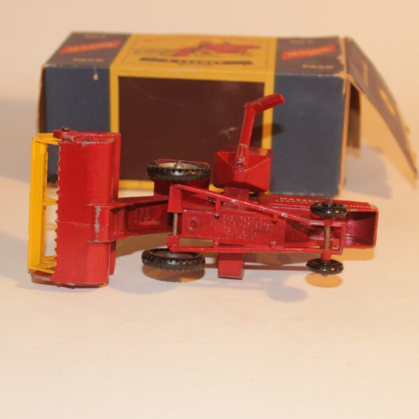 Matchbox Lesney Major Pack 5a Massey Ferguson 780 Harvester Boxed