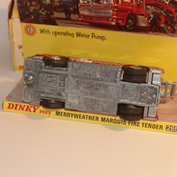 Dinky Toys 285 Merryweather Marquis Fire Tender