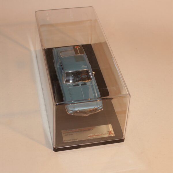 Premium X Diecast Ford Mustang GT Fastback 1967 Blue