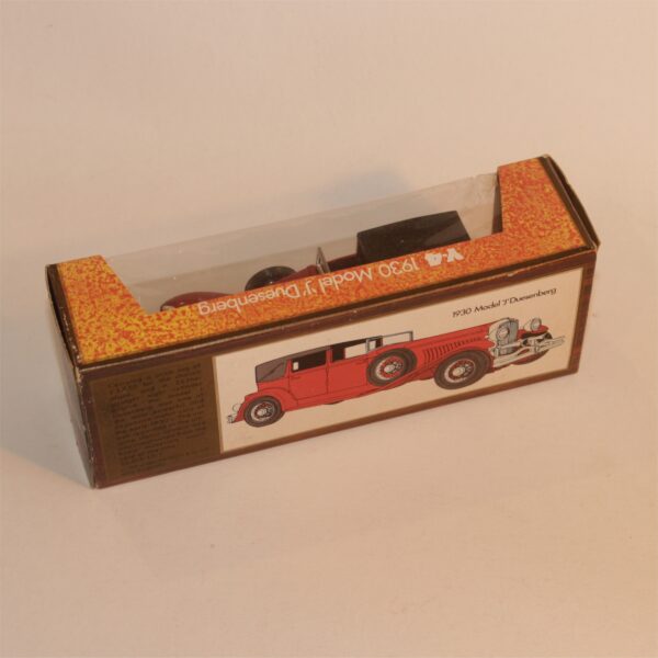 Matchbox Yesteryear Y-4 1930 Model J Duesenberg Sedan Town Car