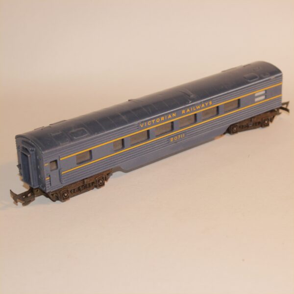 Triang Hornby R26/27 Australian Victorian Railways Coach 20711