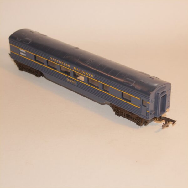 Triang Hornby R26/27 Australian Victorian Railways Coach 20711