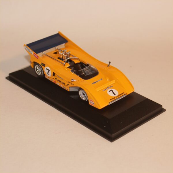 Minichamps McLaren M8F Can Am Series 1971 Champion Peter Revson