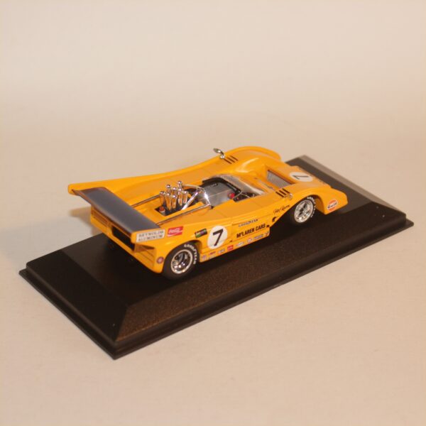 Minichamps McLaren M8F Can Am Series 1971 Champion Peter Revson