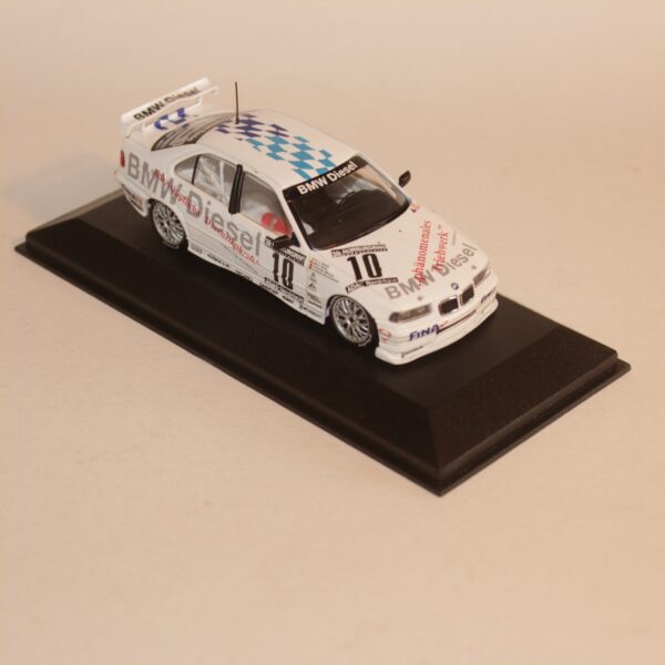 Minichamps BMW 320d Touring Race Car Team BMW Nurburgring 1998