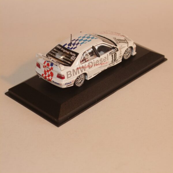 Minichamps BMW 320d Touring Race Car Team BMW Nurburgring 1998