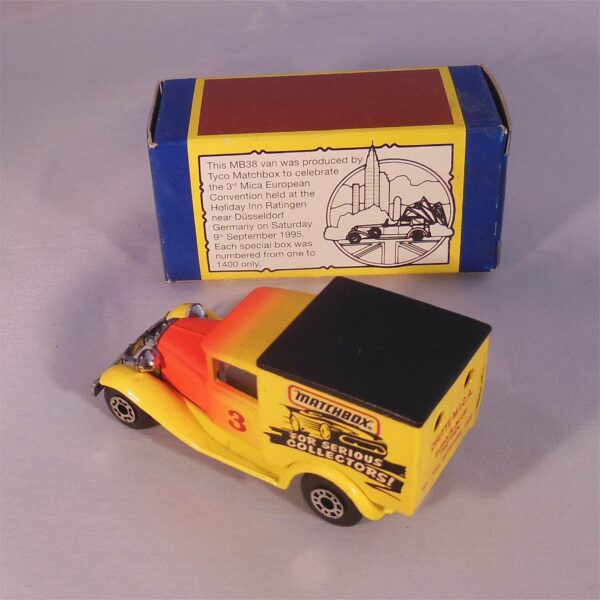 Matchbox MB38 Ford Van MICA 1995 Europe