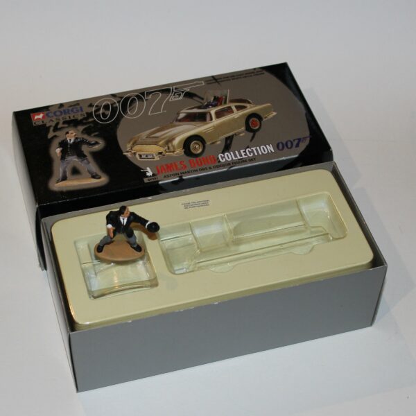 Corgi Toys 04201 James Bond Collection Box with Odd Job Figure. No vehicle.