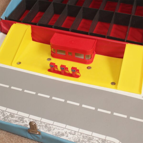 Corgi Toys Tourist Portable Service Station Carry Case Playset